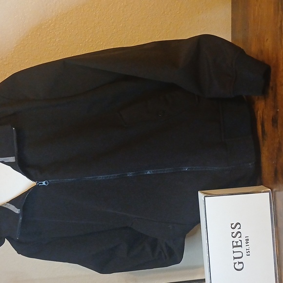 GUESS MENS BOMBER JACKET XXL FIT RUNS XL - Picture 3 of 17